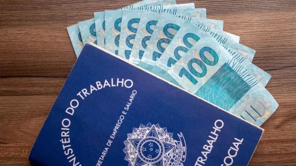 Inadimplência de 10% no novo consignado CLT surpreende os bancos.