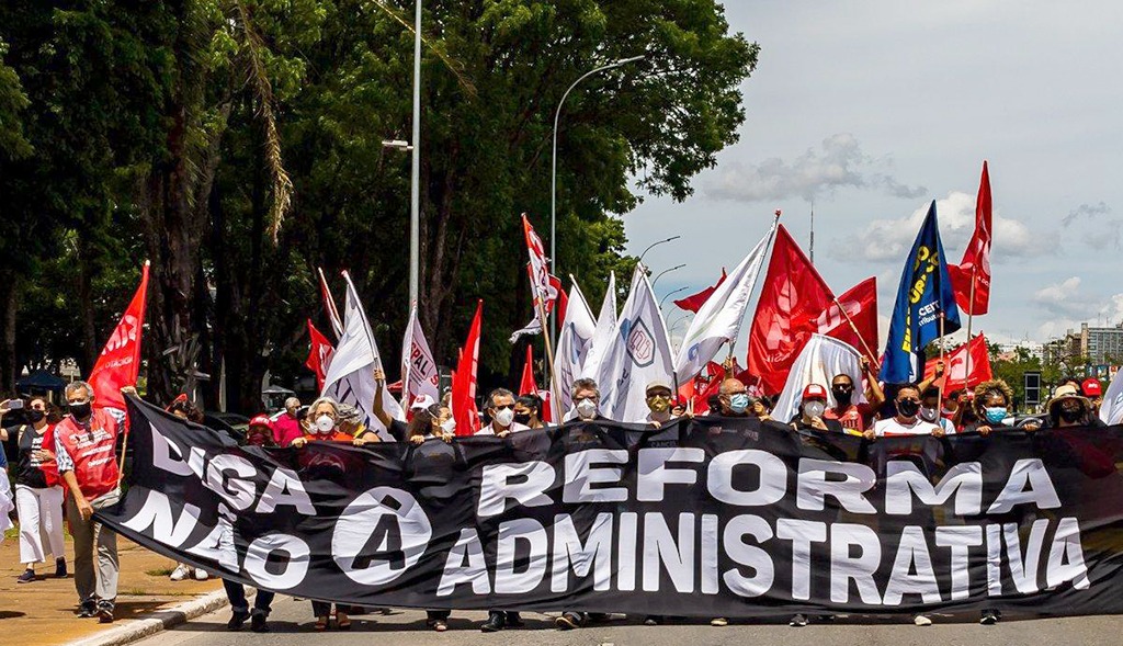 Servidores públicos farão marcha nacional contra a Reforma Administrativa no dia 29